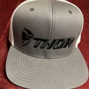 SnapBack Thor motocross hat